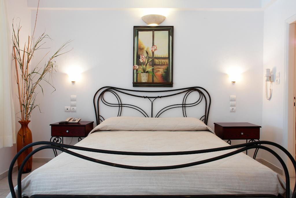 Vardia Bay Studios Karavostasis  Chambre photo
